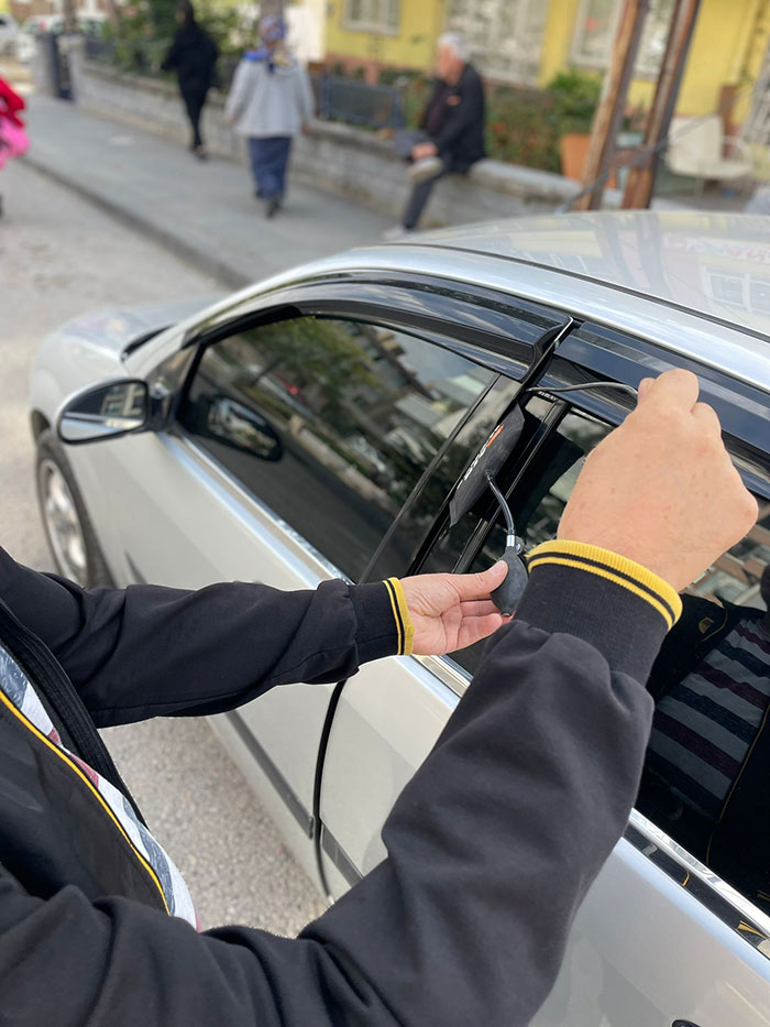 Dedebaşı Oto Kilitçisi